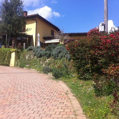 Agriturismo Tre Tigli Asti Kültér fotó