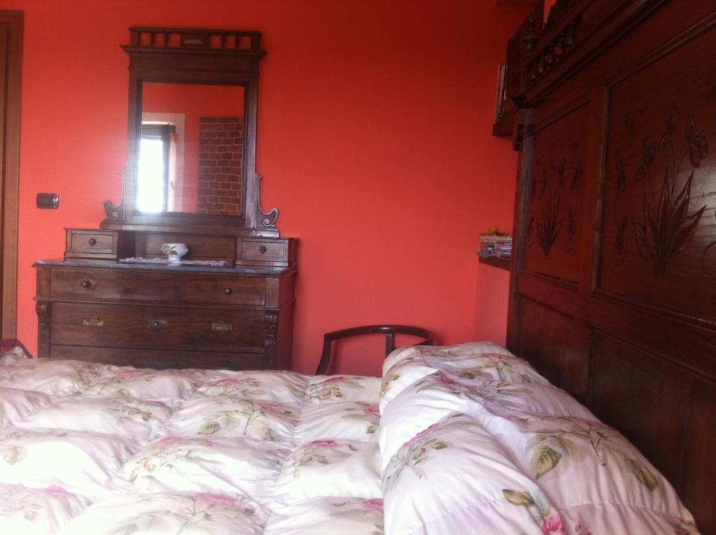 Agriturismo Tre Tigli Asti Szoba fotó