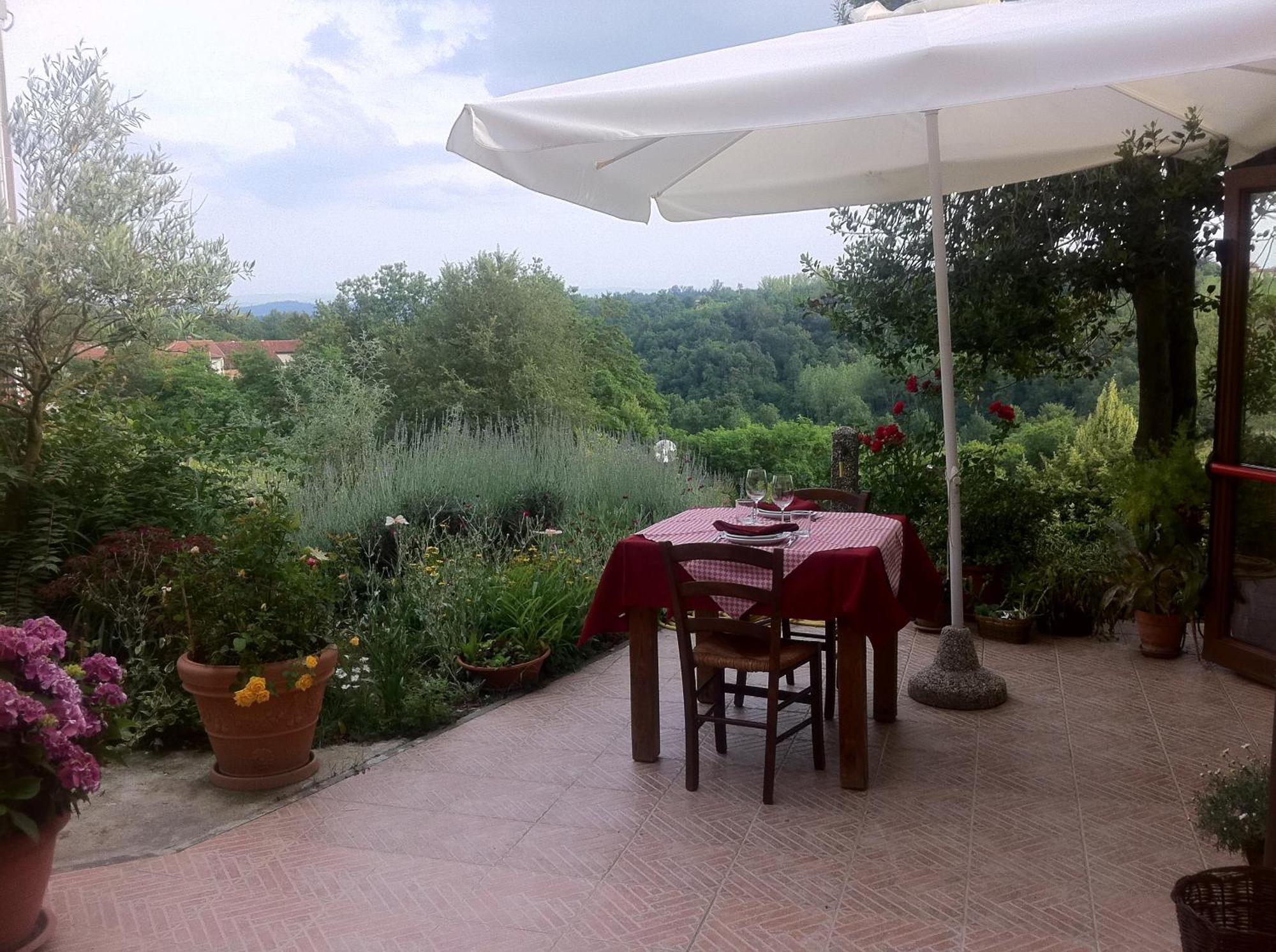 Agriturismo Tre Tigli Asti Kültér fotó