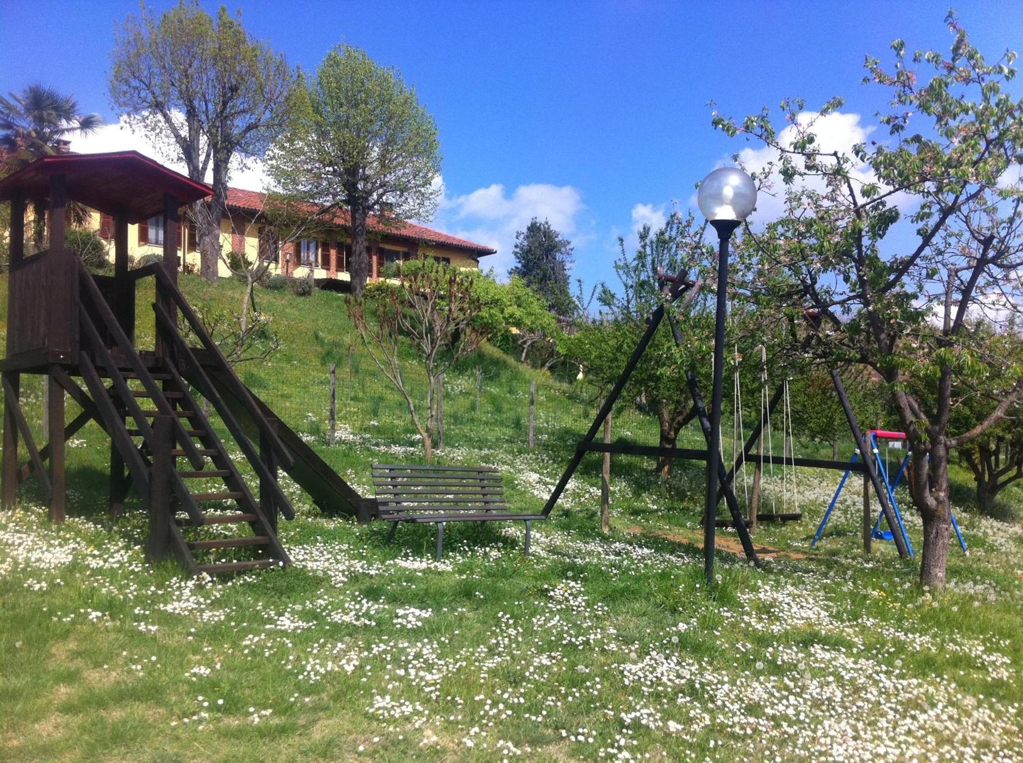 Agriturismo Tre Tigli Asti Kültér fotó